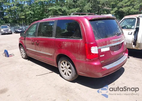 2016 Chrysler Town & Country Touring z USA, uszkodzony, nr VIN 2C4RC1BG3GR197986